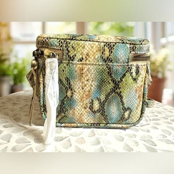 HOBO Vintage $198 Pixie Crossbody Bag Leather LTD Edition NWT - Picture 6 of 16